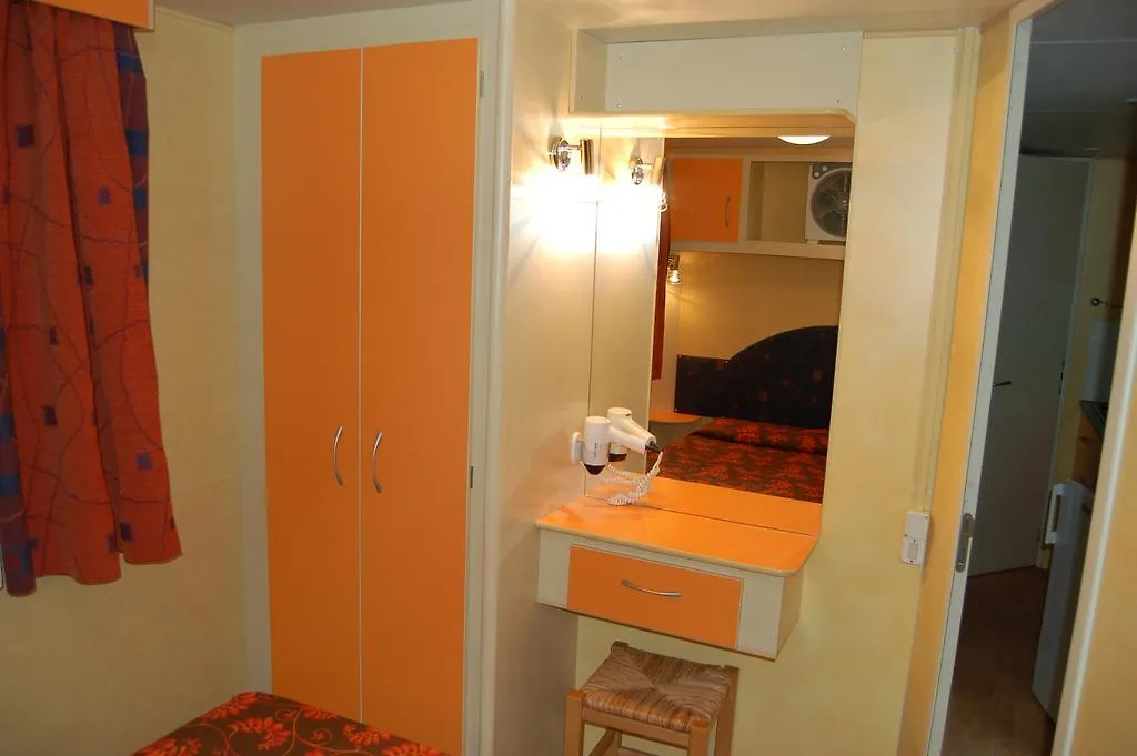 Hotel Camping Reale Porto Azzurro Campeggio